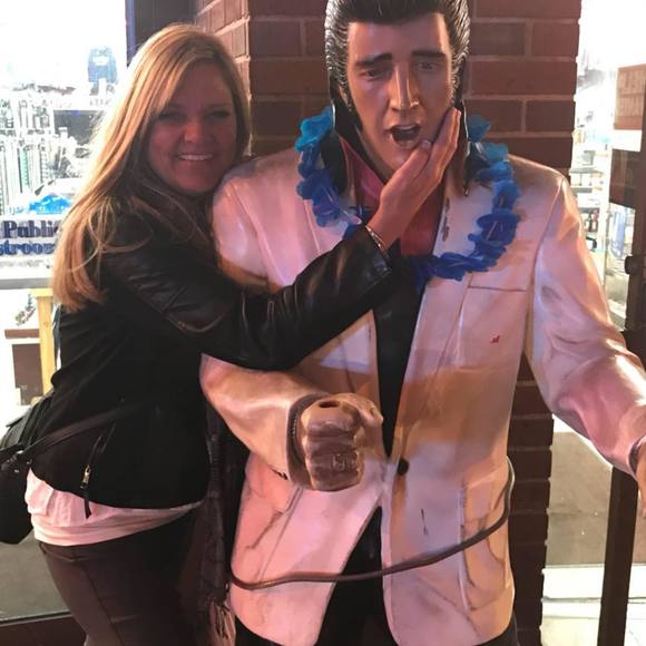 Meet your Posher, Sherri - Picture 1 of 1